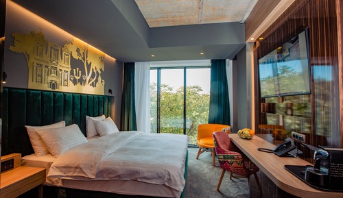 Standard Room, 1 King Bed