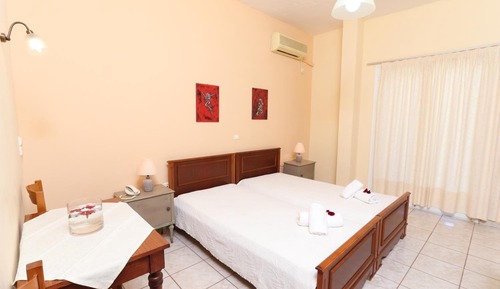 Basic Double or Twin Room