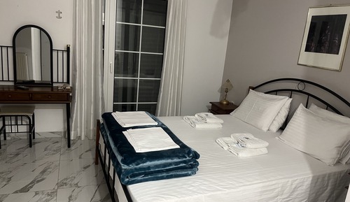 Junior Suite, 1 Bedroom, Pool View, Beachfront