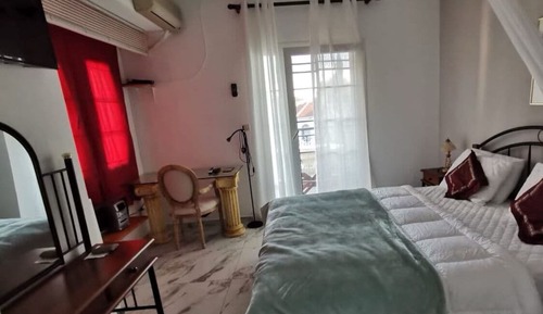 Junior Suite, 1 Bedroom, Partial Ocean View, Beachfront