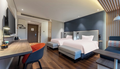 Standard Room, 2 Twin Beds, River View