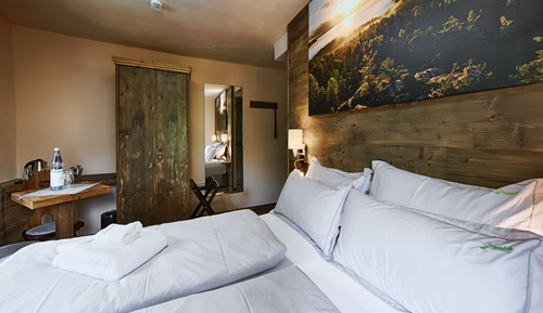 Double Room (Zimmer 160)