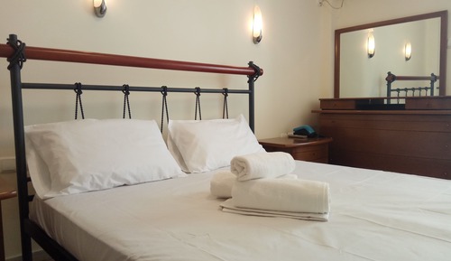 Basic Double Room