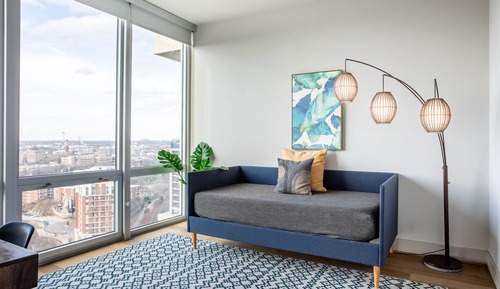 One Bedroom Apartment with Office