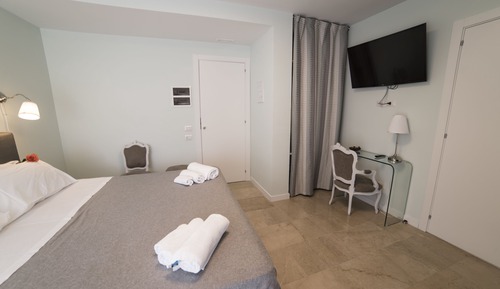 Superior Double or Twin Room (Marina)