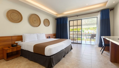 Lagoon Villa