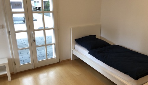 Single Room, Private Bathroom