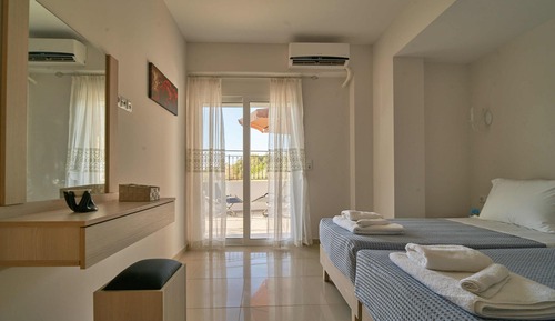 Premium Villa, Lake View