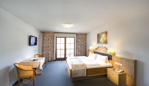 Single Room, Balcony
