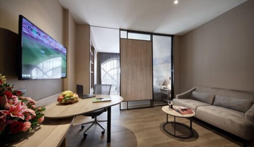 Deluxe Suite
