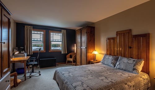 Double Room, 1 Queen Bed, Non Smoking, Lake View