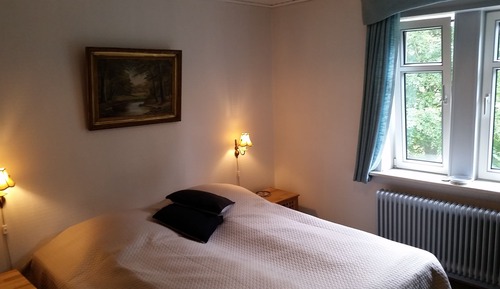 Deluxe Room, 2 Bedrooms, Ensuite (Mainhouse kirke)