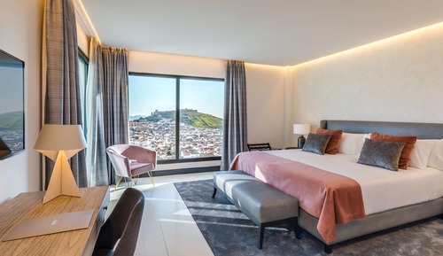 Junior Suite, Hot Tub (Terrace with Views)