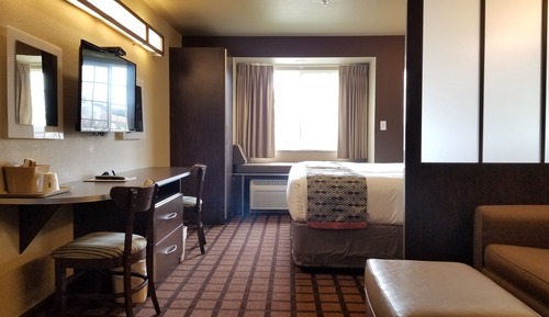 Suite, 1 King Bed, Non Smoking