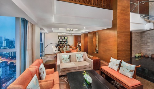 Suite, 1 King Bed, Club Lounge Access (Yunnan Loft)