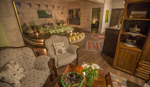 Panoramic Room