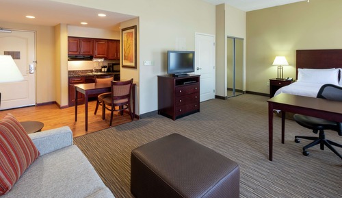 Studio, 1 King Bed, Accessible, Non Smoking (Mobility & Hearing, Roll-in Shower)