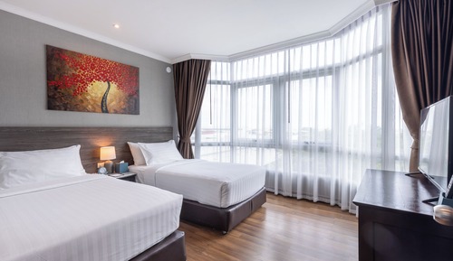 2-Bedroom Family Suite