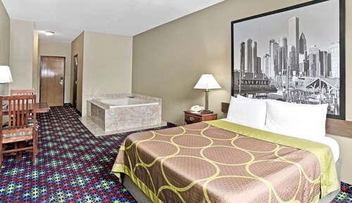 Suite, 1 Queen Bed, Non Smoking, Jetted Tub