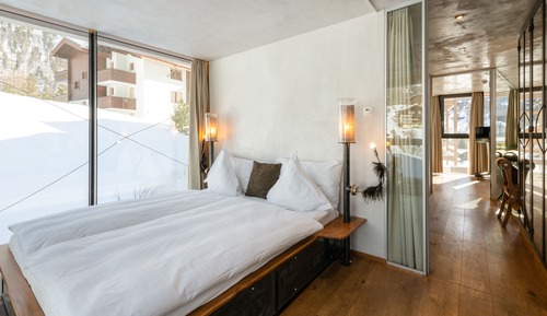 Family Room, Balcony (Matterhorn view)