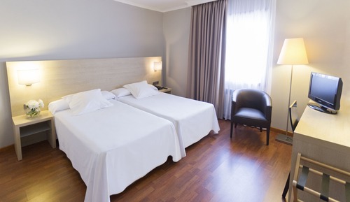 Double Room, 1 Double or 2 Twin Beds