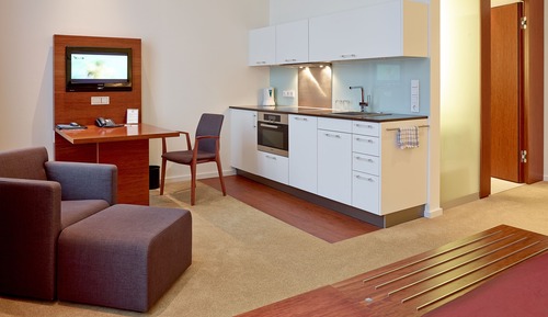 Studio, 1 Bedroom, Kitchenette, Courtyard Area