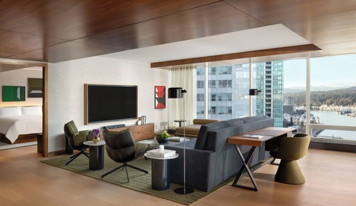 Fairmont Gold Corner Suite, 1 King Bed