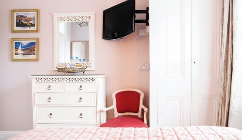 Standard Double Room, 1 Double Bed, Bathtub, Garden View