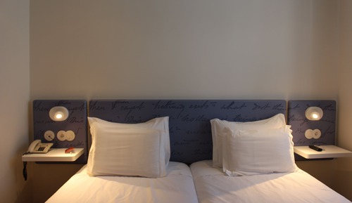 Studio, 2 Twin Beds