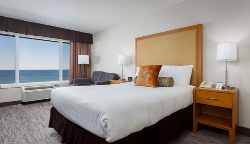 Deluxe Room, 1 Queen Bed, Ocean View, Oceanfront