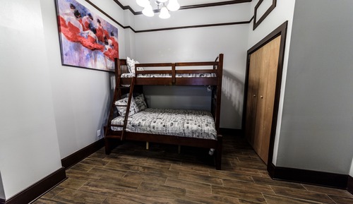 Presidential Suite, 2 Bedrooms, Kitchenette, Twin over Full (Room 12)