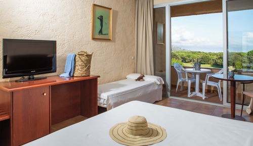 Standard Triple Room, Terrace
