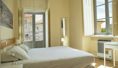 Deluxe Room, 1 King Bed with Sofa bed