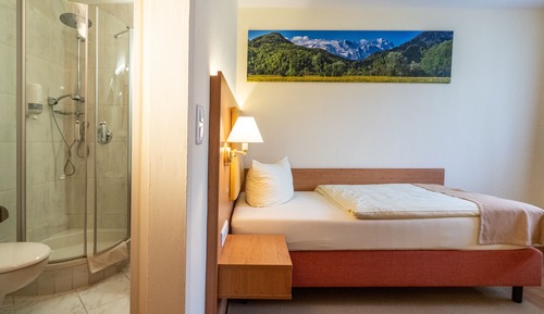 Standard Single Room