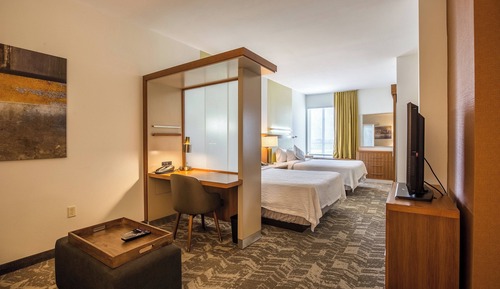 Suite, Multiple Beds