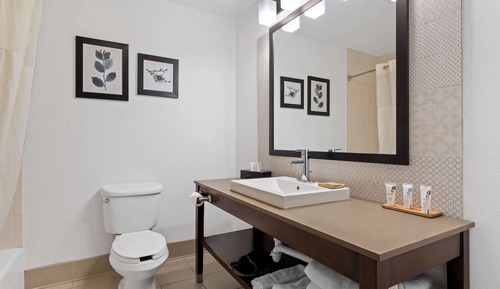 Room, 2 Queen Beds, Accessible, Non Smoking (Pet Friendly)