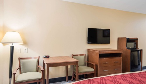 Standard Room, 2 Queen Beds, Non Smoking