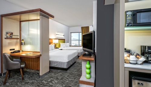 Studio, Multiple Beds (Mobility/Hearing Accessible, Tub)