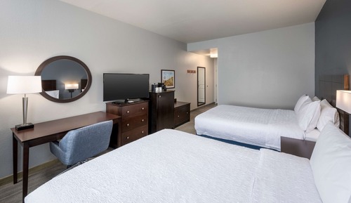 Room, 2 Queen Beds, Accessible, Non Smoking