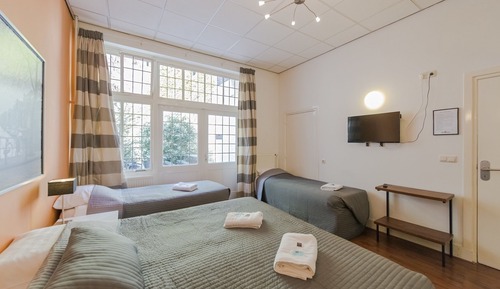 Standard Double Room, Shared Bathroom