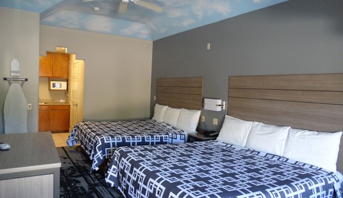 Standard Room, Multiple Beds, Non Smoking