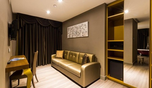  Privilege Suite (Spa Access)