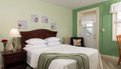 Luxury Room, Private Bathroom (Blair)