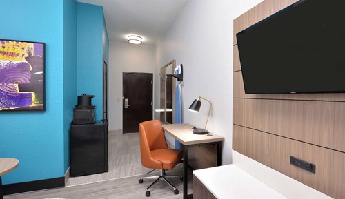 Room, 1 King Bed, Accessible, Non Smoking
