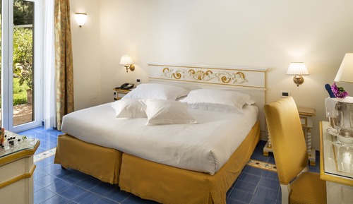Standard Double or Twin Room, Garden View
