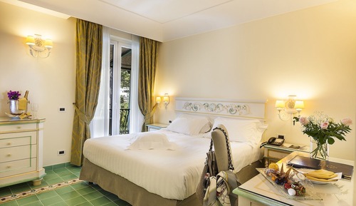 Superior Double or Twin Room, Garden View