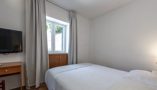 Studio, Terrace, Partial Sea View