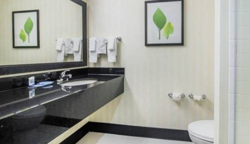 Studio, Multiple Beds (Mobility/Hearing Accessible, Tub)
