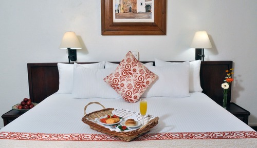 Room, 1 King Bed (Preferencial)