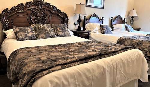Deluxe Suite, Ensuite